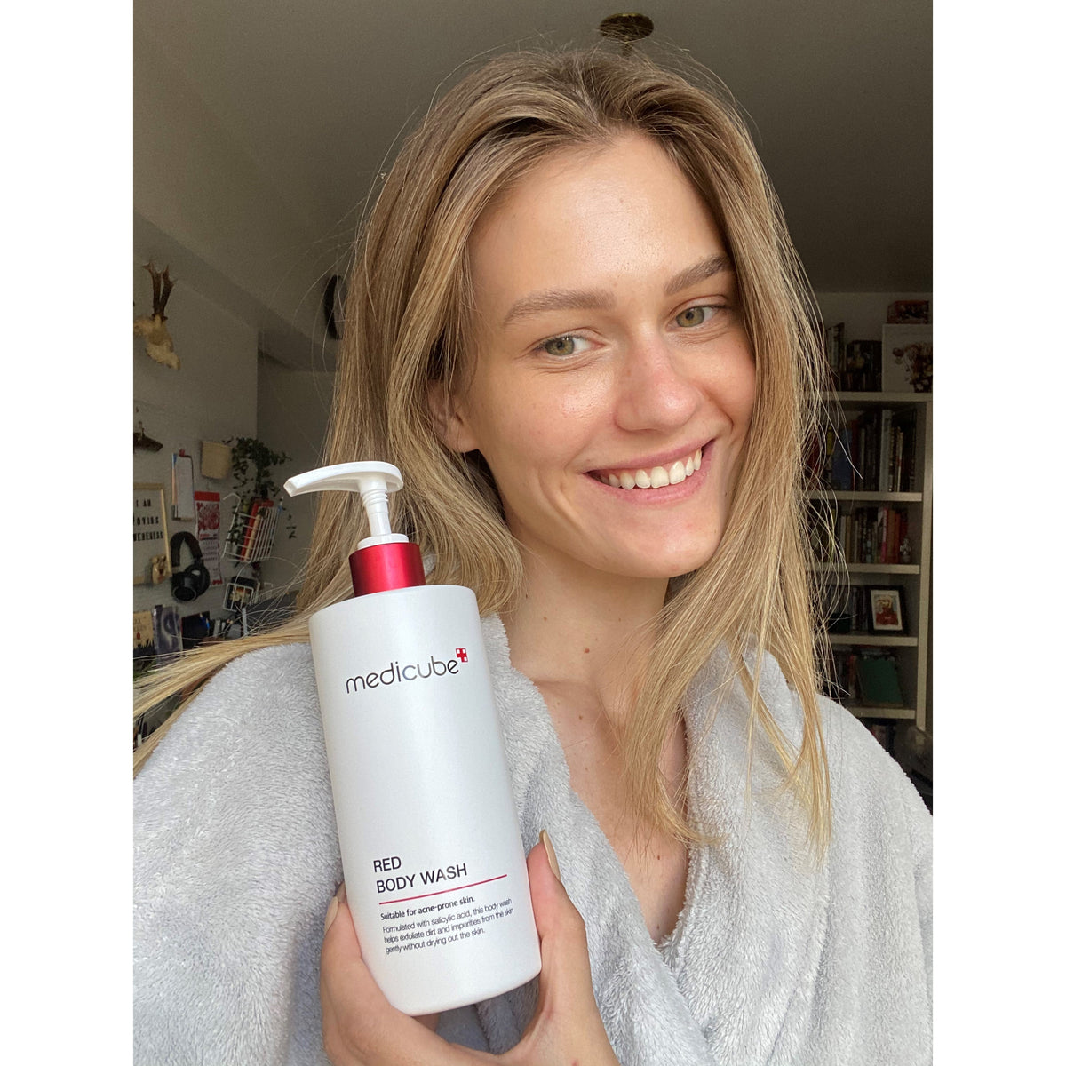 red-line-ultimate-face-and-body-care-set-z2 redbodywash_tn3_56d2342d-3584-4245-8859-53cd1e06976f.jpg